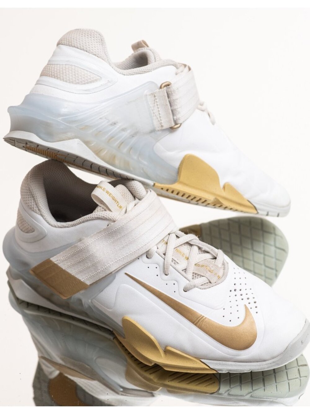 Nike Mens Savaleos Weight Lifting Streetwear Shoes Mens 8.5 White Gold CV5708-10